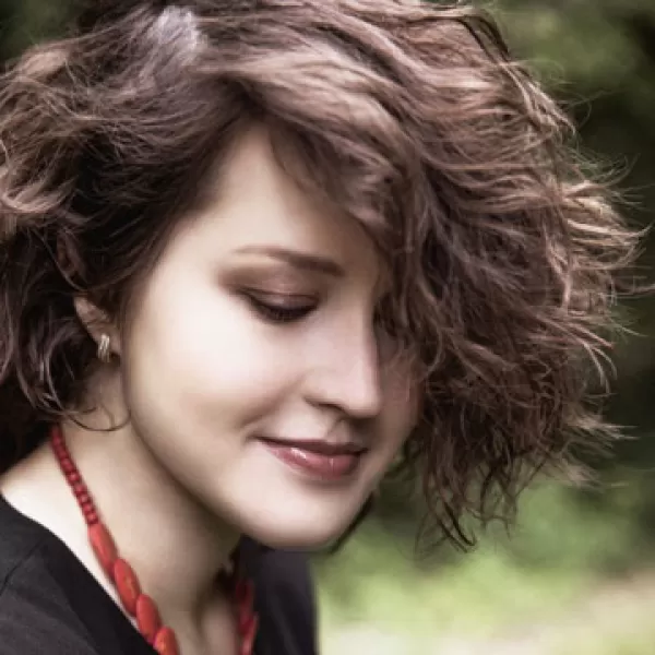 ANNA GENIUSHENE, piano Winner of 2022 Van Cliburn Silver Medal
